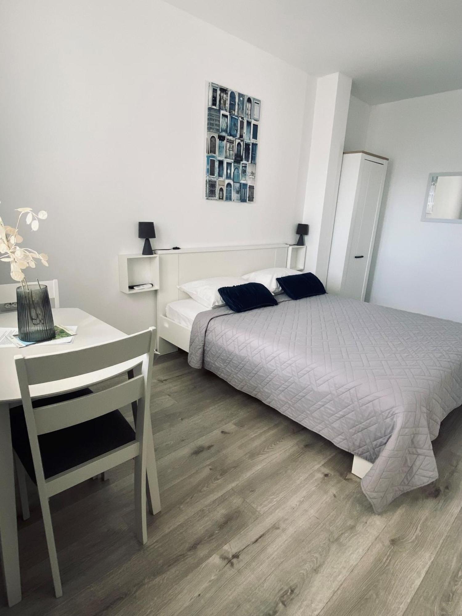 Apartmani Mila ستاريغغاد باكلينتسا المظهر الخارجي الصورة