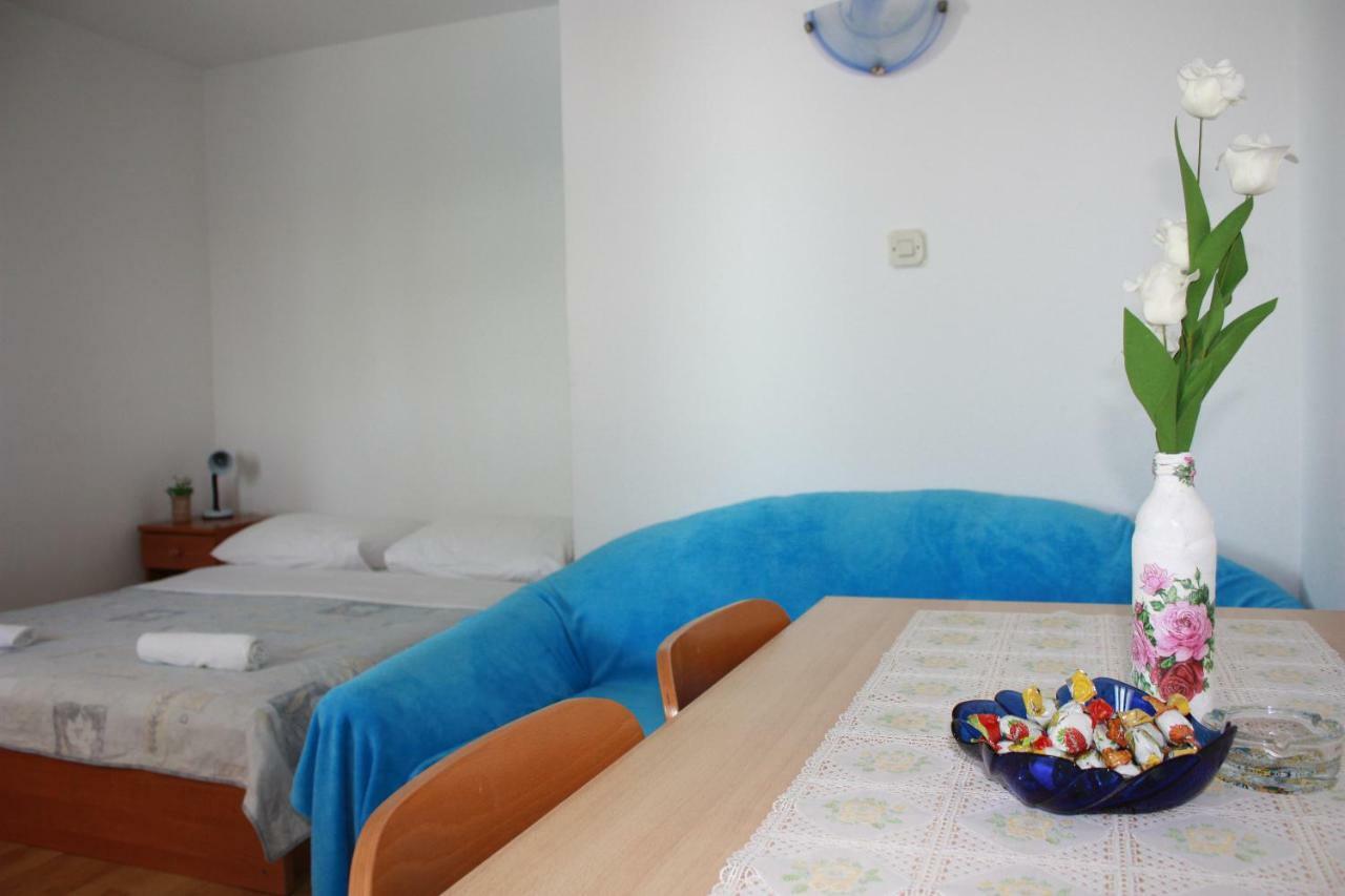 Apartmani Mila ستاريغغاد باكلينتسا المظهر الخارجي الصورة