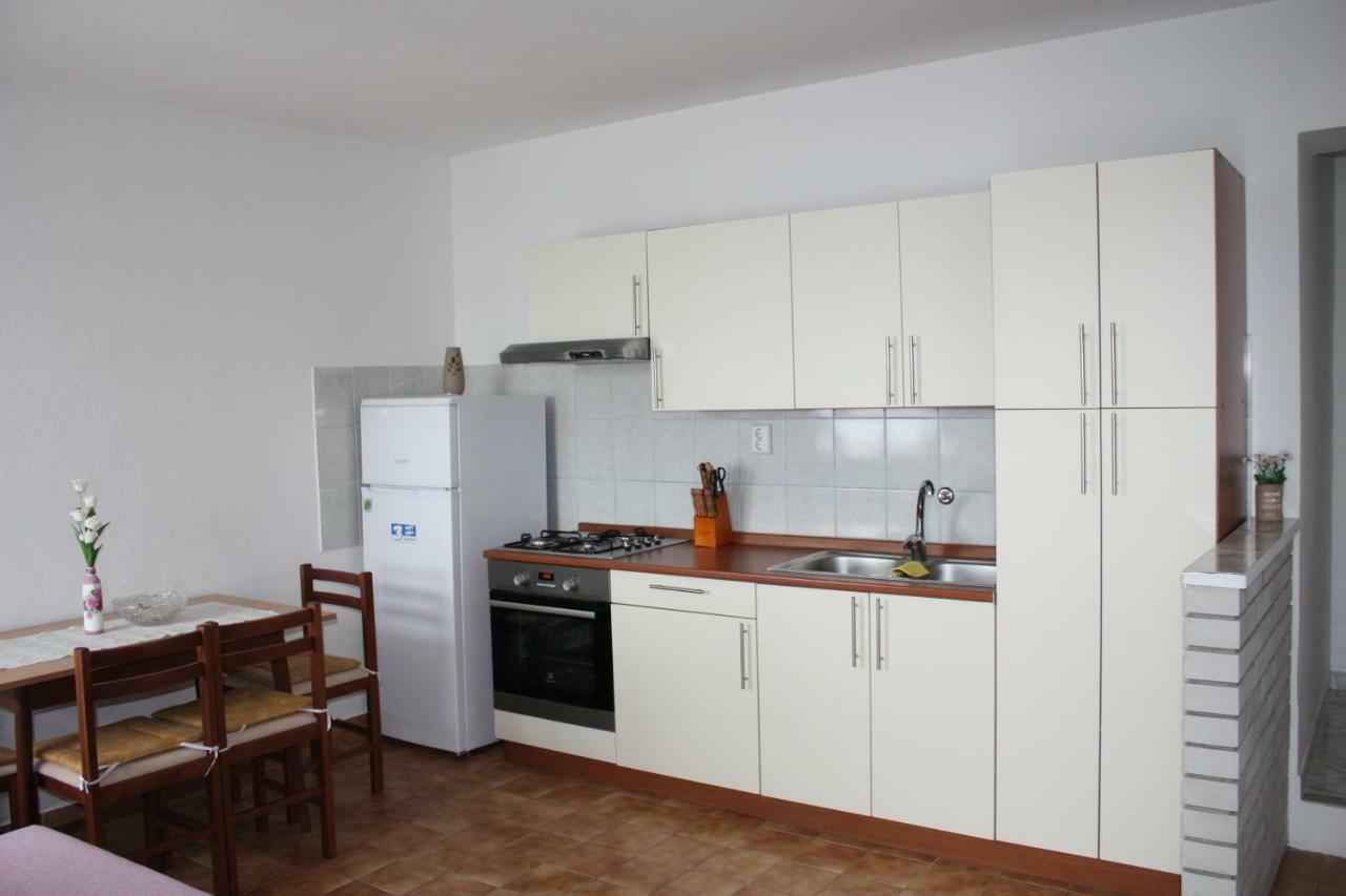Apartmani Mila ستاريغغاد باكلينتسا المظهر الخارجي الصورة