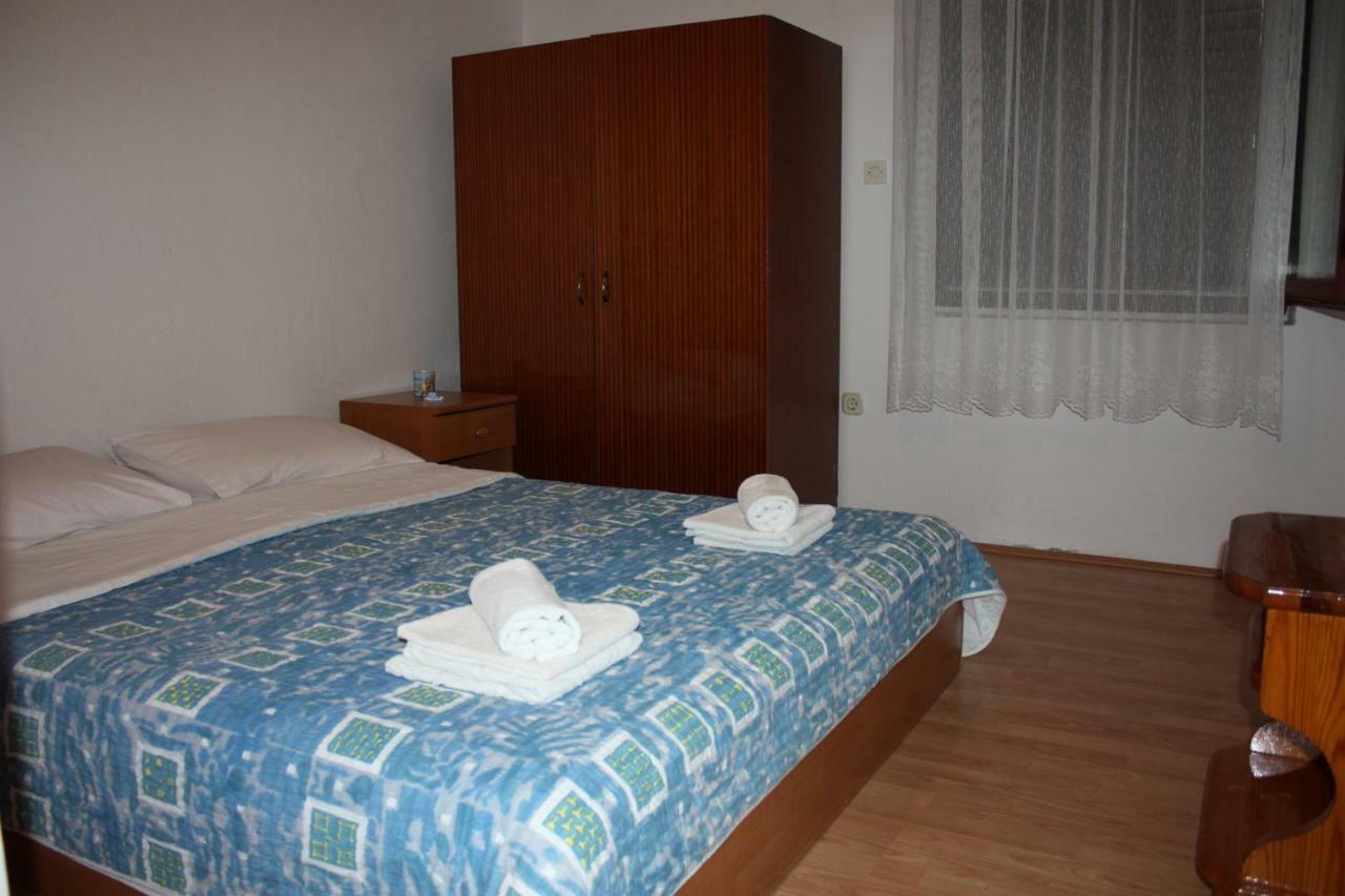 Apartmani Mila ستاريغغاد باكلينتسا المظهر الخارجي الصورة