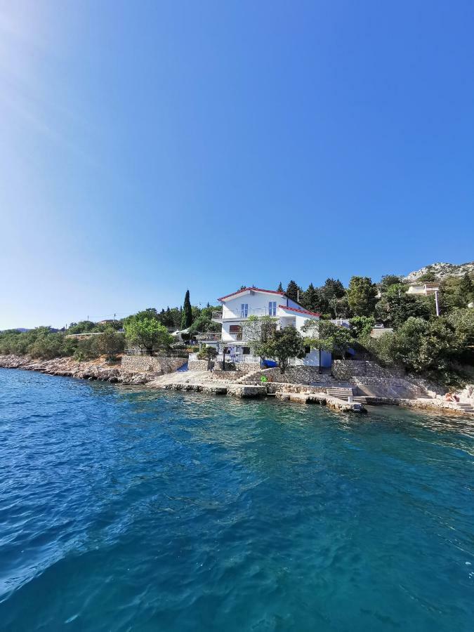 Apartmani Mila ستاريغغاد باكلينتسا المظهر الخارجي الصورة